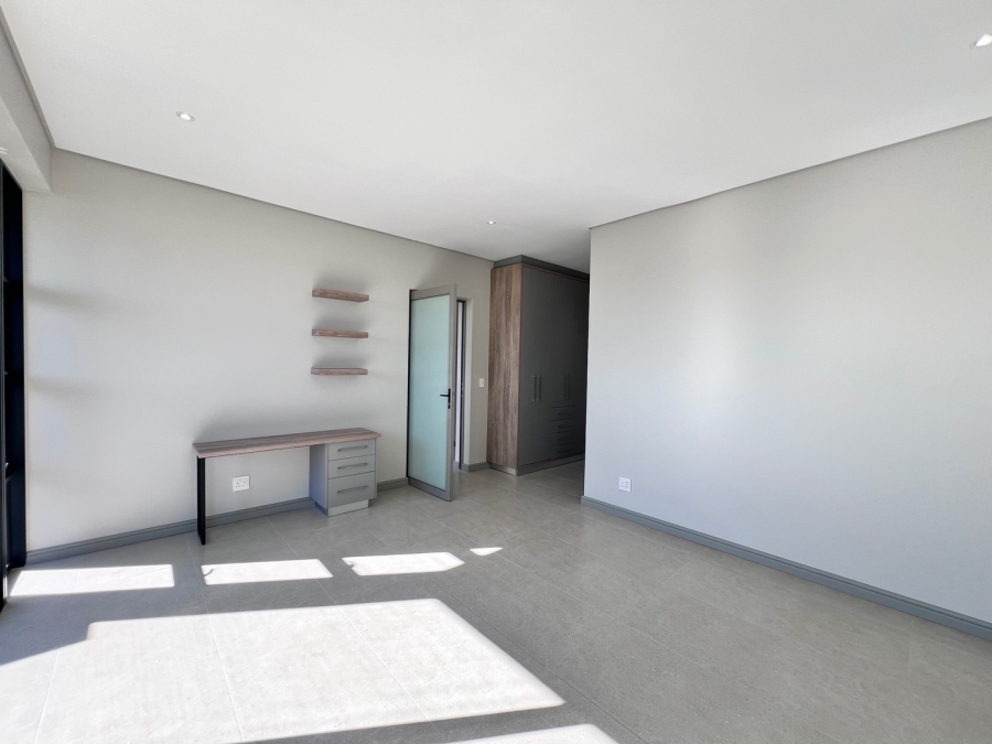 4 Bedroom Property for Sale in Oubaai Western Cape